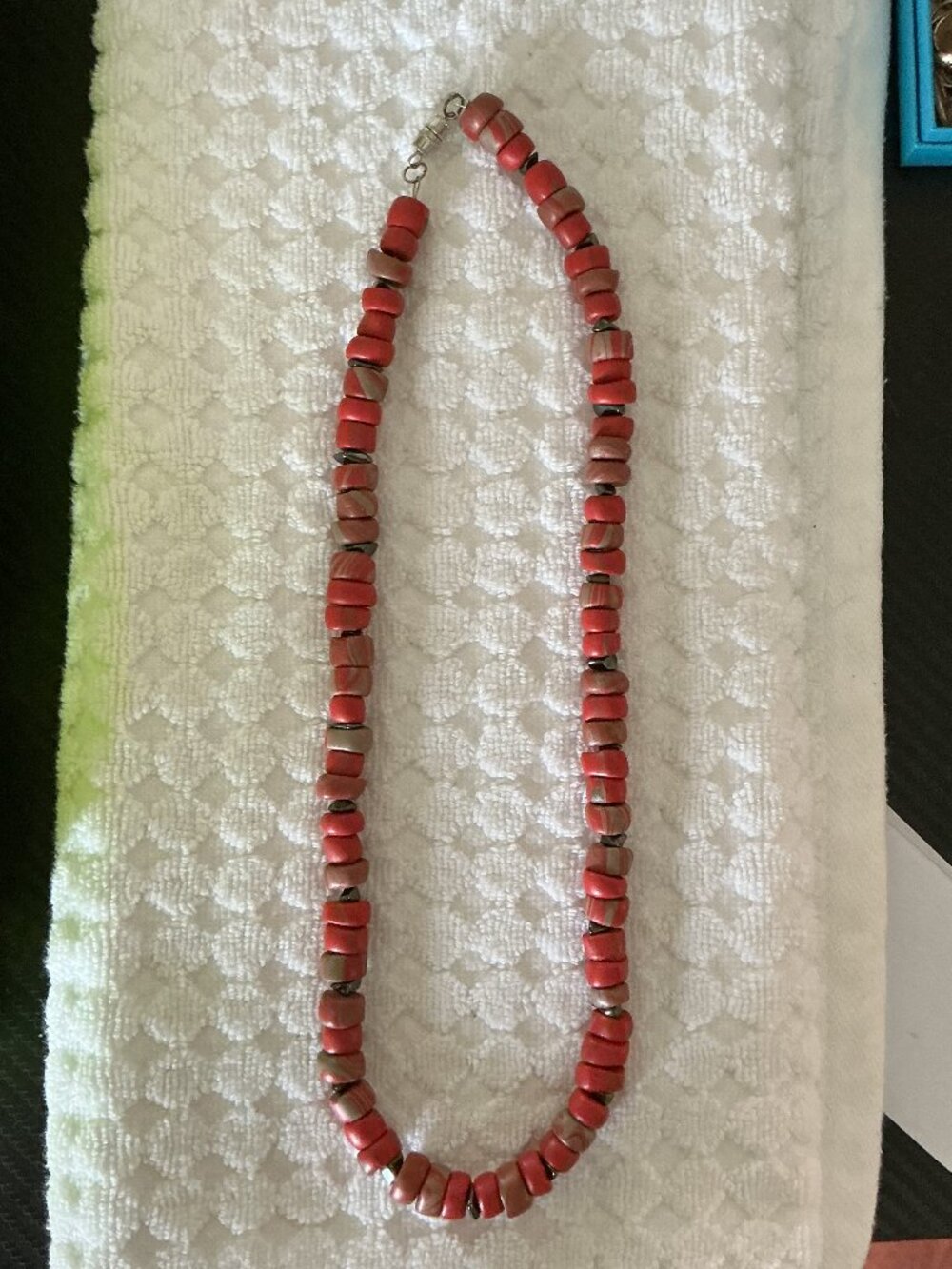 Spiny Red Oyster Shell Necklace
